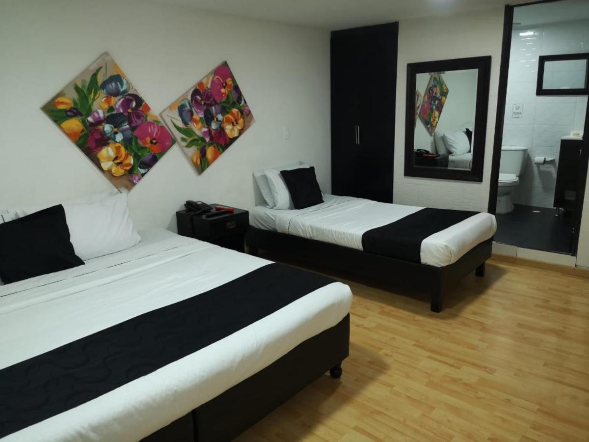 Hotel Santiago Plaza Bogota Exterior photo