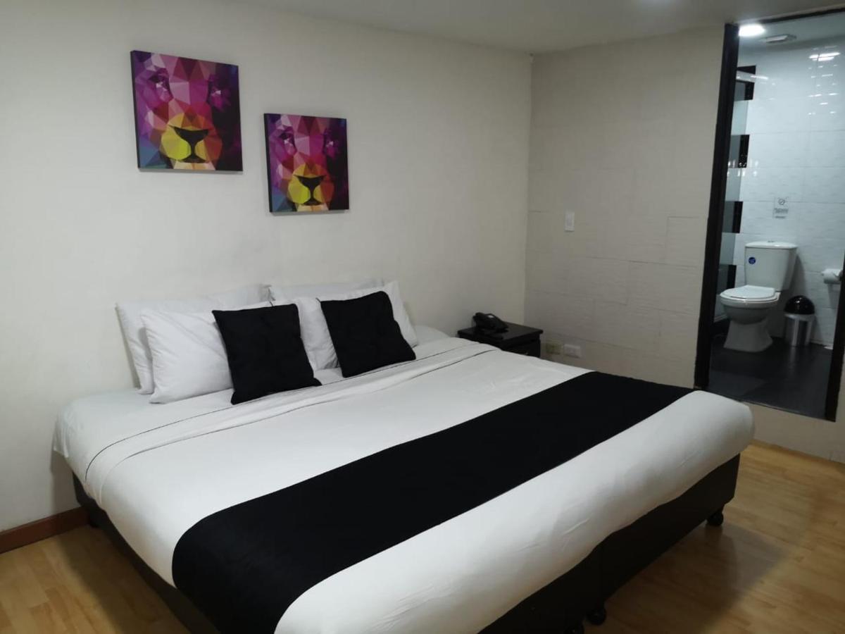 Hotel Santiago Plaza Bogota Exterior photo